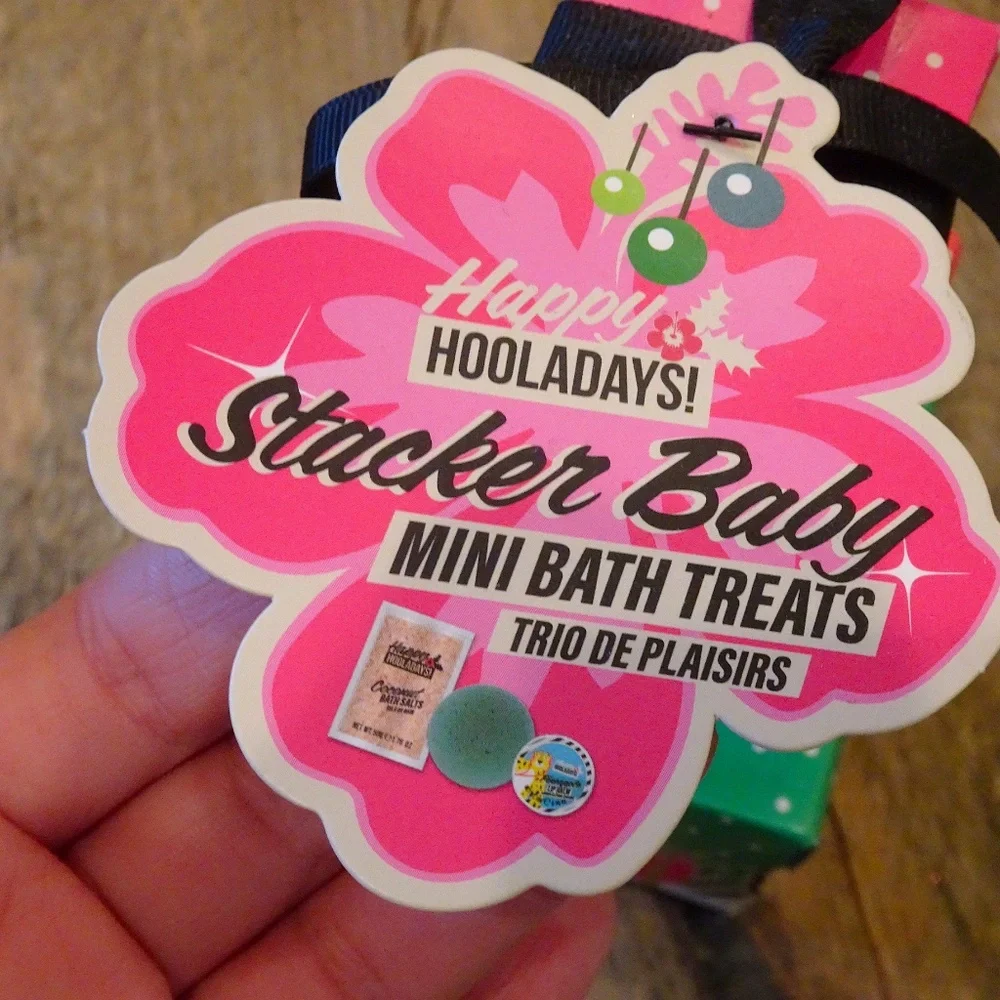 Happy Hooladays! Mini Bath Treats - Coconut Bath Salts, Bath Fizzer, & Lip Balm